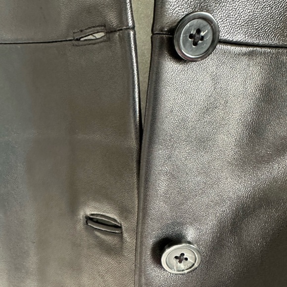 Classic Gorgeous ALFANI Black GENUINE LEATHER JACKET Women's Medium NWOT - Picture 2 of 11